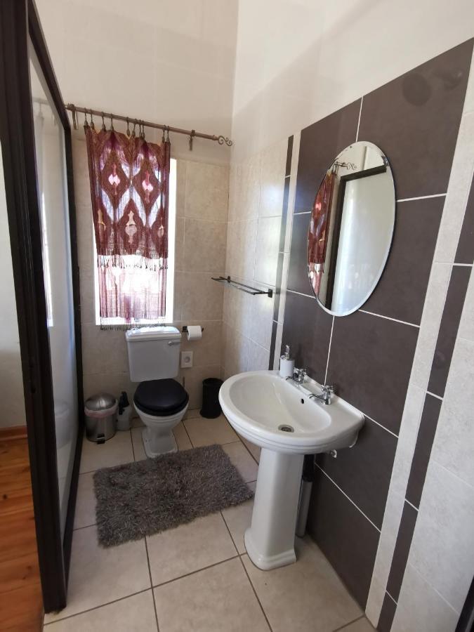 Lucolo Palace B&B Aliwal North Exterior photo